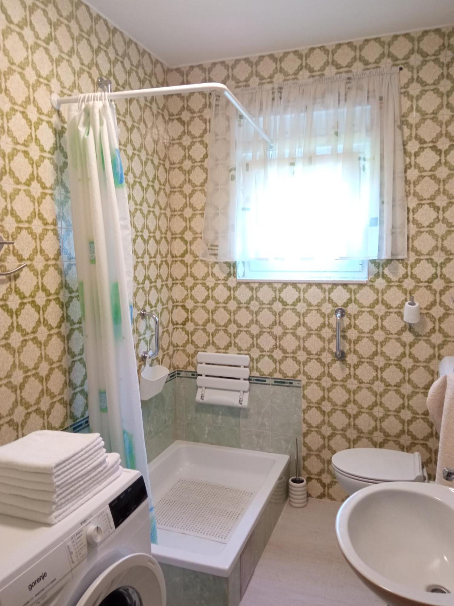 Apartment Tea-1 Donji Okrug  ภายนอก รูปภาพ